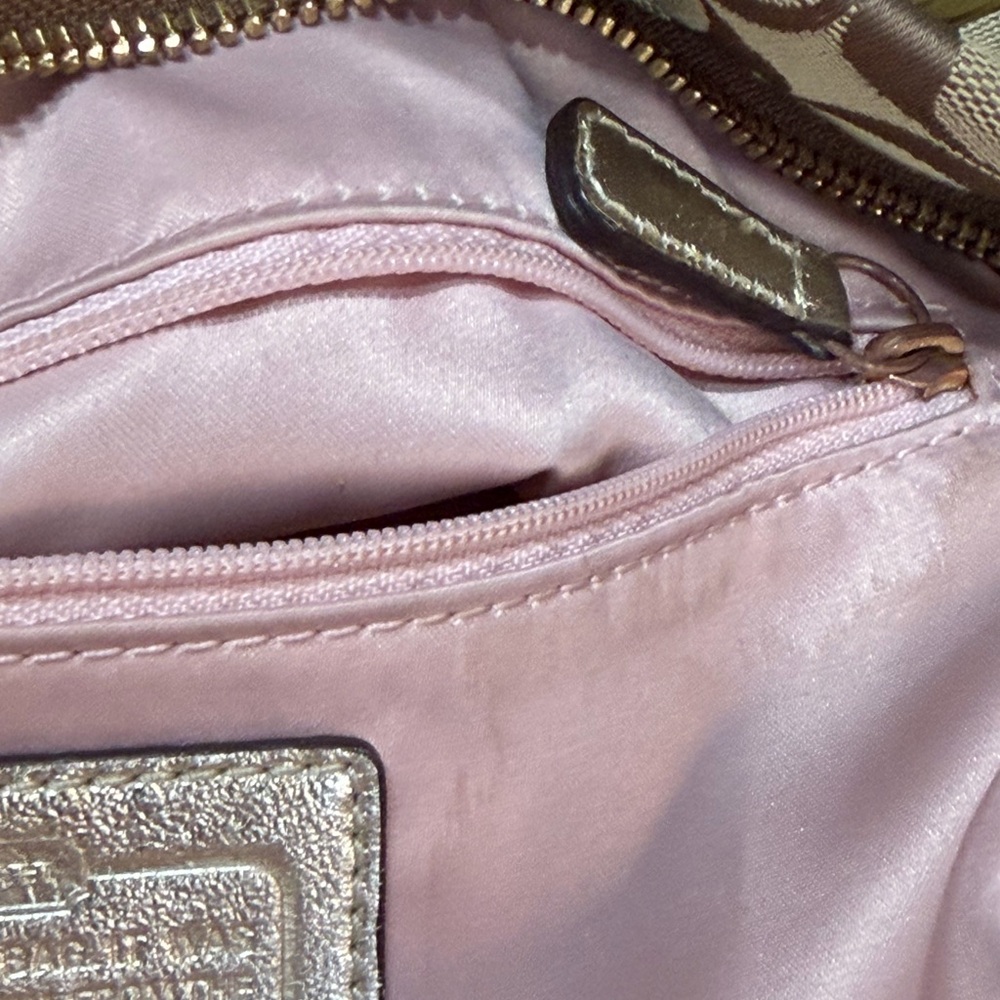 Coach Bleeker Floral Shoulder or crossbody - Picture 8 of 17